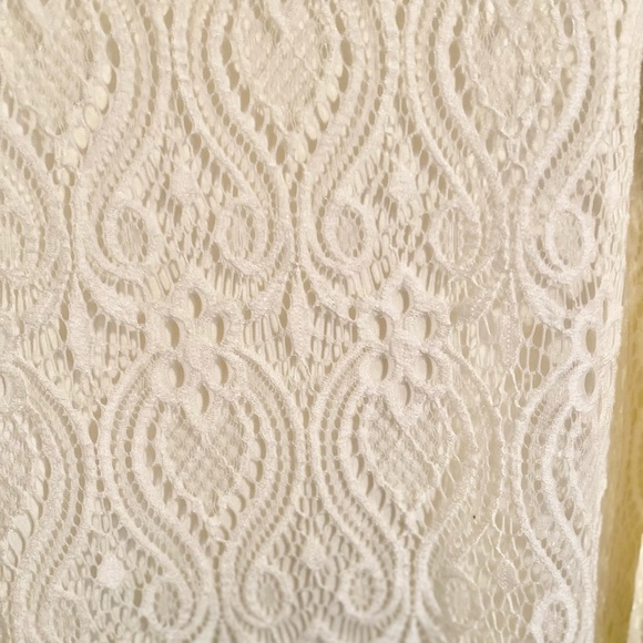 Cold Shoulder Blouse - Picture 7 of 9